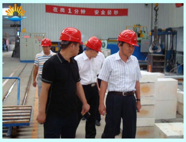 Korea customers to mullite insulation bricks factory inspect