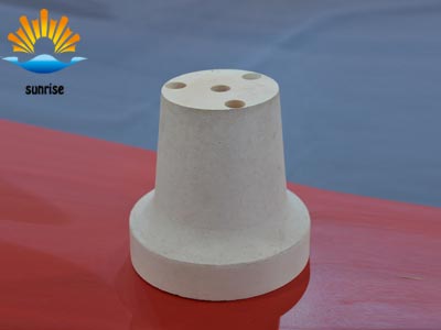 Fused cast azs brick